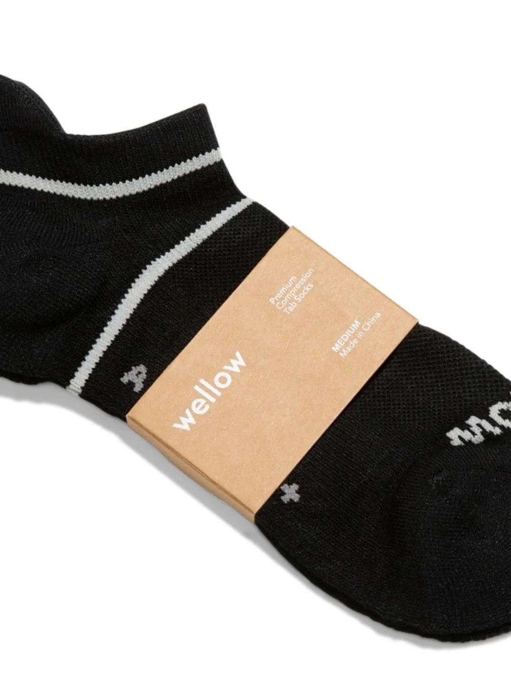 NWT Wellow Aerolite Compression Ankle Socks 3 pack Med.